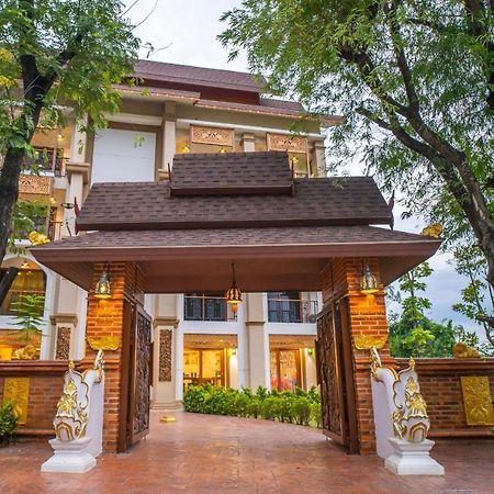 Siri Nakornpink Chiang Mai Hotel Sha Plus Extérieur photo