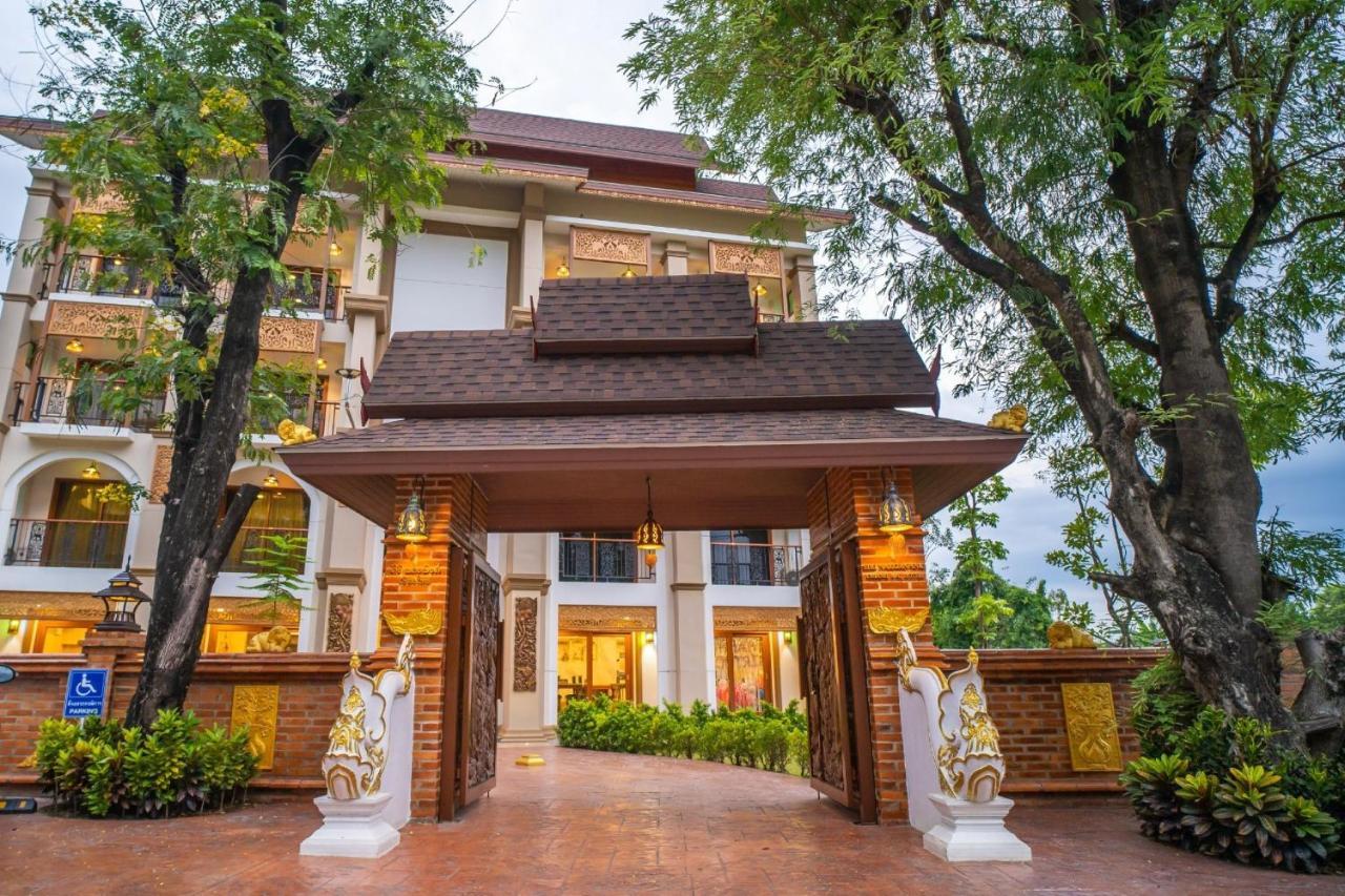 Siri Nakornpink Chiang Mai Hotel Sha Plus Extérieur photo