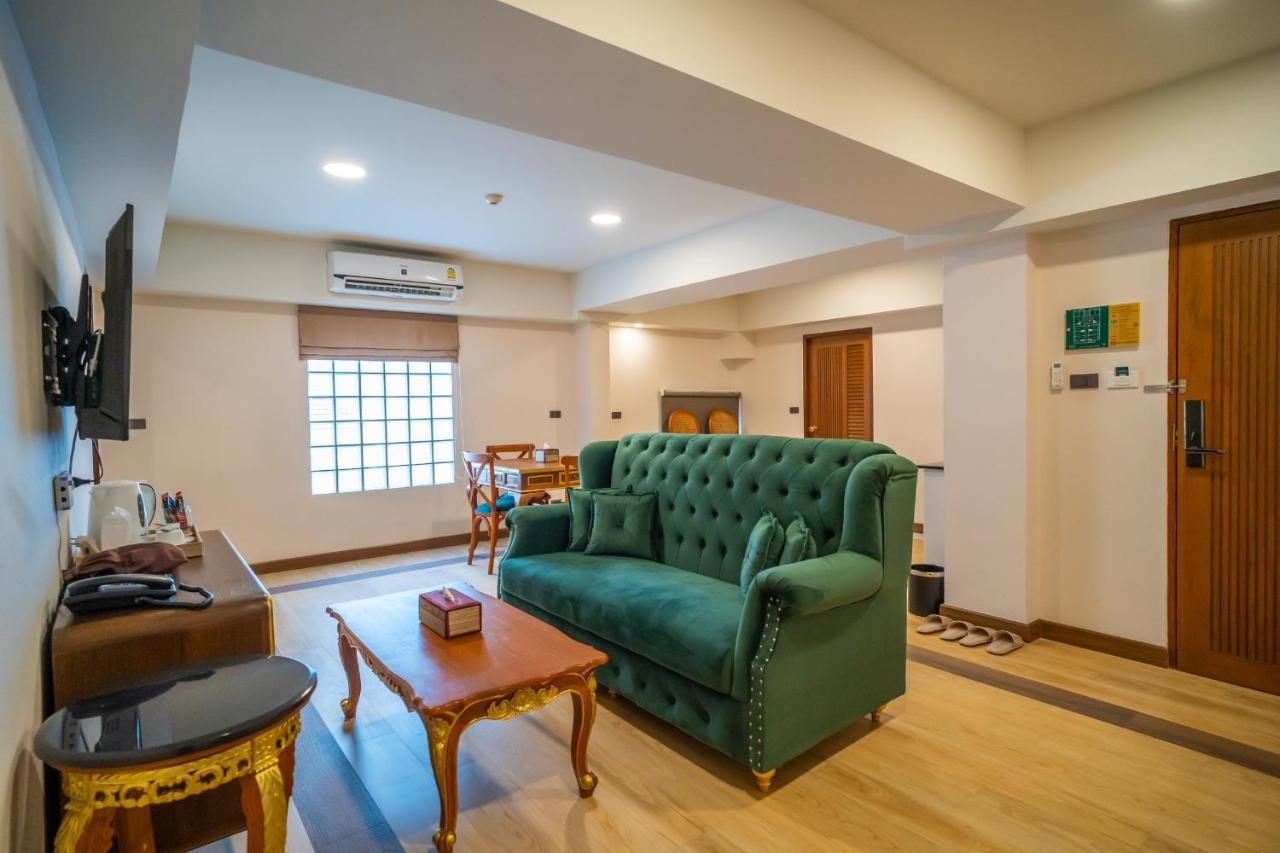 Siri Nakornpink Chiang Mai Hotel Sha Plus Extérieur photo