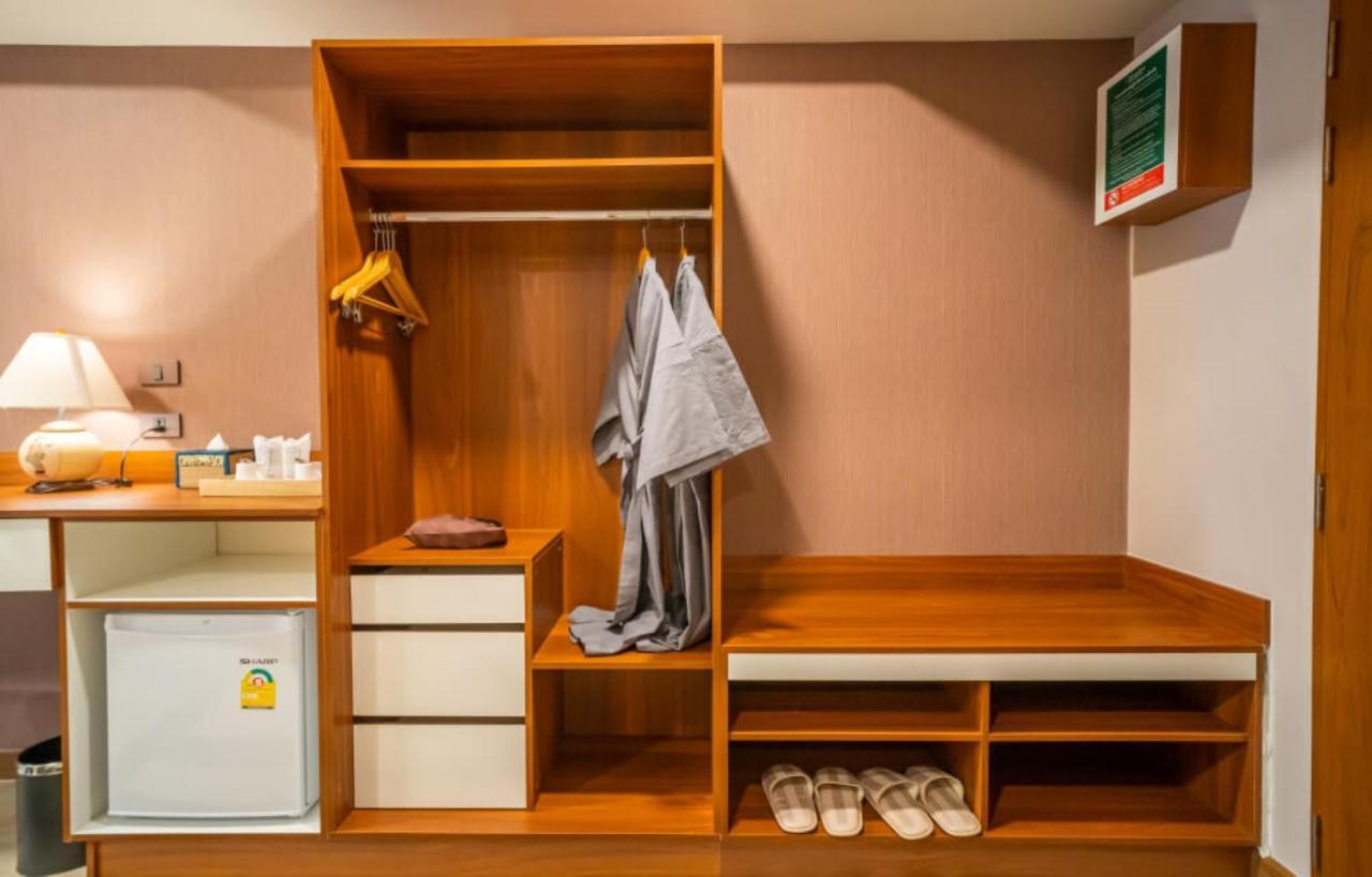 Siri Nakornpink Chiang Mai Hotel Sha Plus Extérieur photo